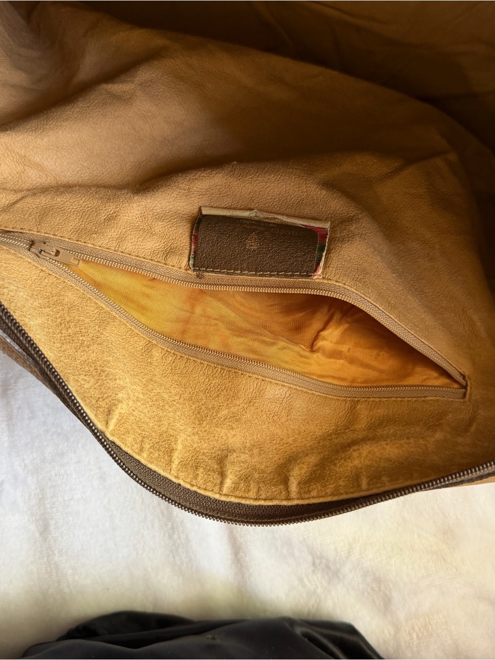 ๐ GG Supreme Duffle 40 Monogram Bag With Strap/Green-Red Web - Picture 13 of 16